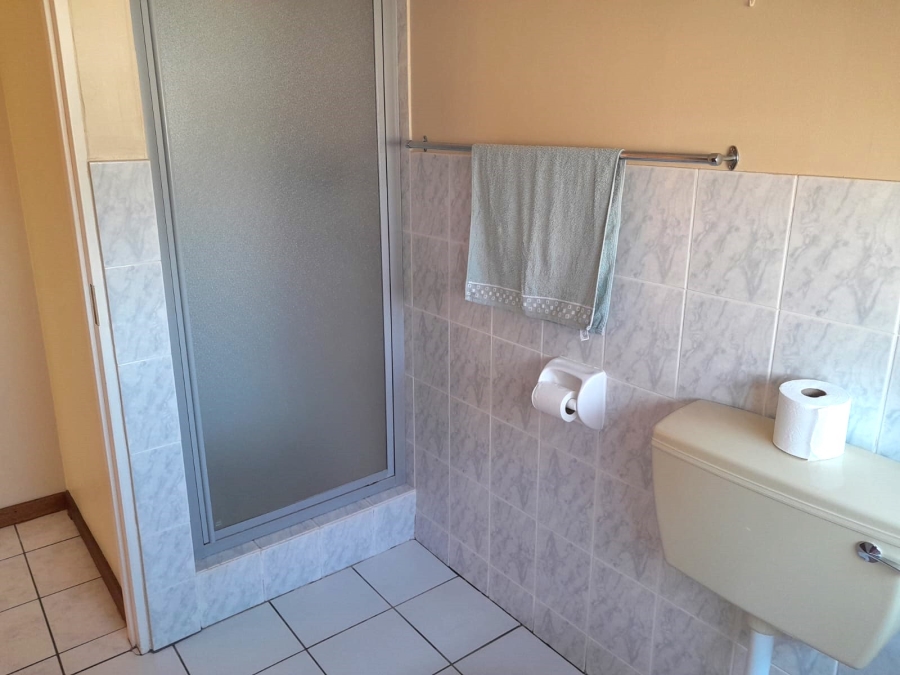 To Let 2 Bedroom Property for Rent in Strelitzia Park Eastern Cape